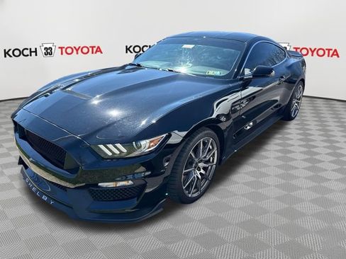 Used 2019 Ford Mustang Shelby GT350 w/ Technology Package RWD image 41