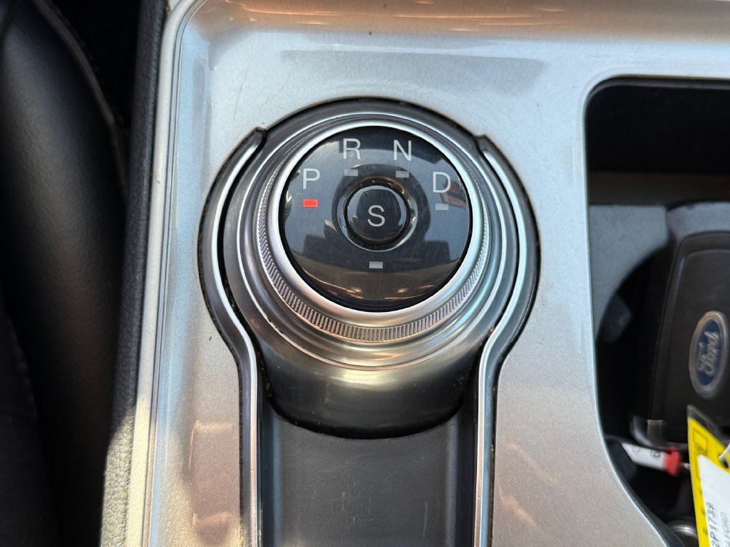 Used 2024 Ford Edge SEL AWD/4WD image 30