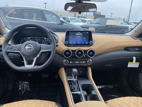 New 2025 Nissan Sentra SV w/ SV Premium Package image 5