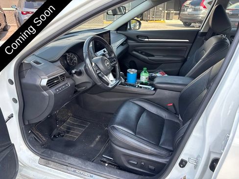 Used 2023 Nissan Altima 2.5 SL FWD image 10