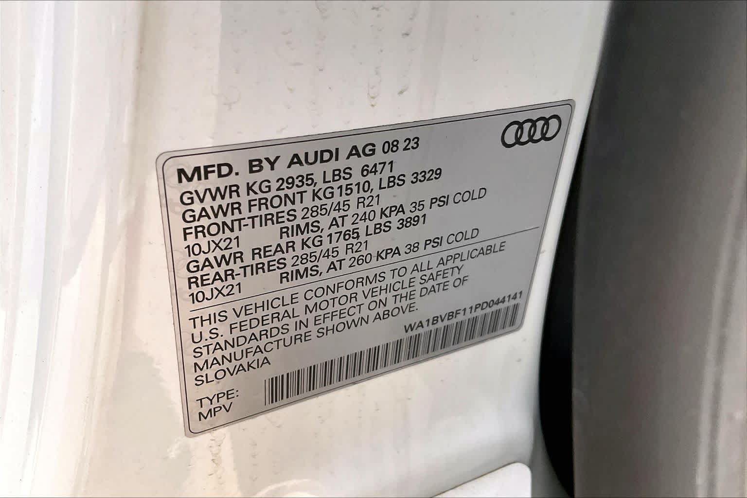 Used 2023 Audi Q8 Premium Plus AWD/4WD image 35