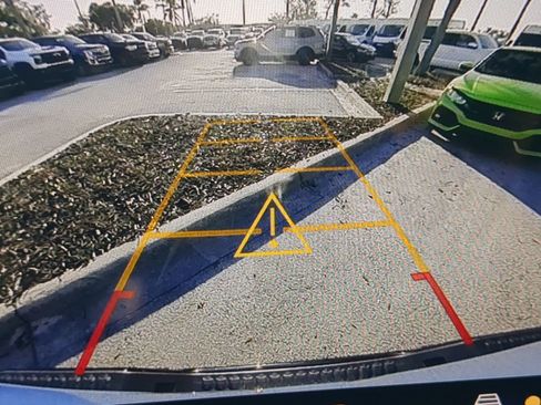 Used 2025 Chevrolet Colorado ZR2 w/ Technology Package image 22