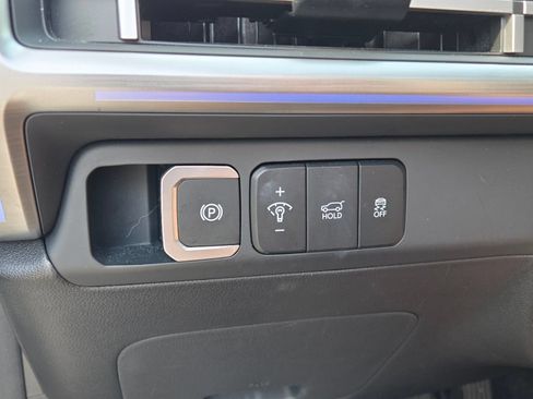 Certified 2024 Hyundai Santa Fe Limited FWD image 29