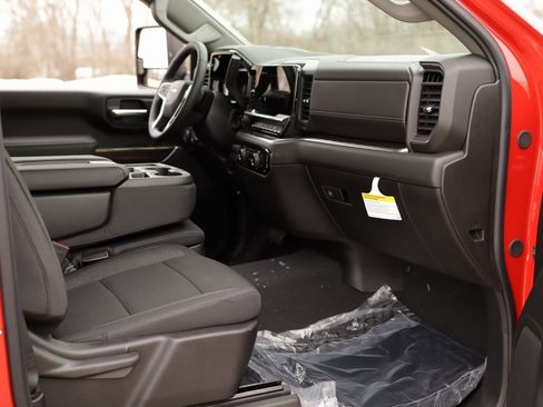 New 2026 Chevrolet Silverado 3500 LT image 29