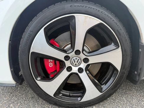 Used 2017 Volkswagen GTI Autobahn FWD image 31