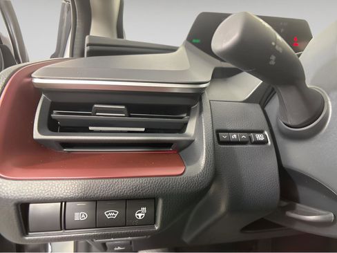 New 2026 Toyota Prius Plug-In Hybrid image 30