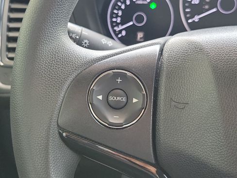 Used 2019 Honda HR-V LX image 26
