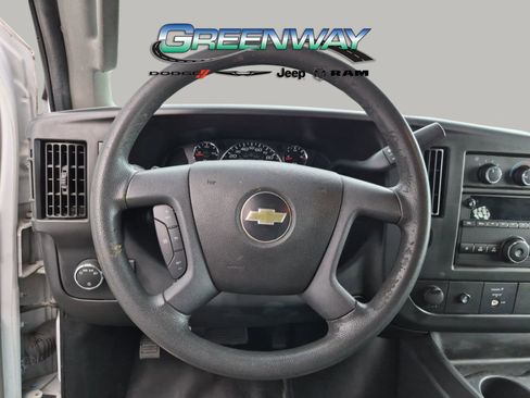 Used 2017 Chevrolet Express 2500 RWD image 24