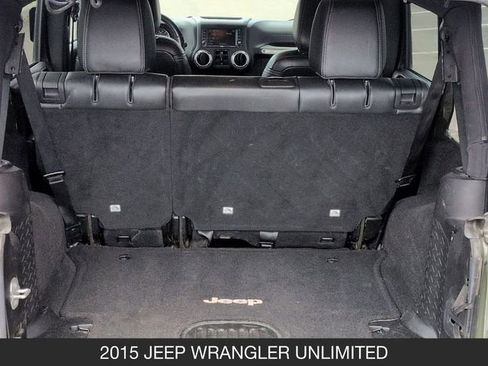 Used 2015 Jeep Wrangler Unlimited Sahara w/ Dual Top Group AWD/4WD image 20