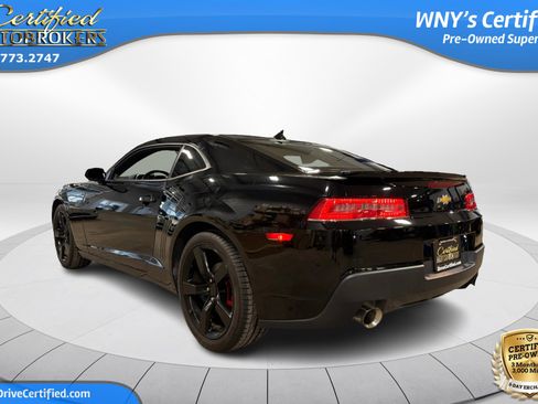 Used 2015 Chevrolet Camaro LT RWD image 8