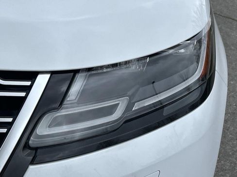 Used 2018 Land Rover Range Rover Velar S image 10