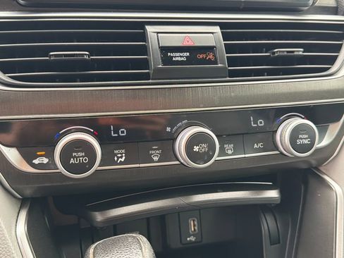 Used 2018 Honda Accord LX image 20