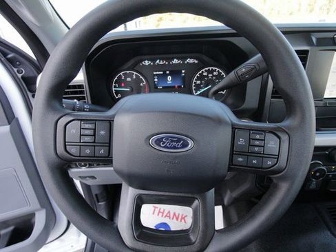 Used 2024 Ford F550 4x4 Regular Cab Super Duty image 19