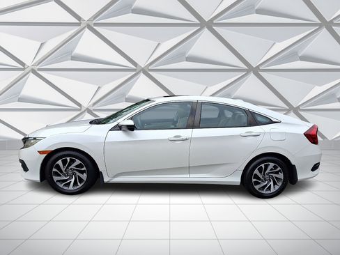Used 2017 Honda Civic EX image 6