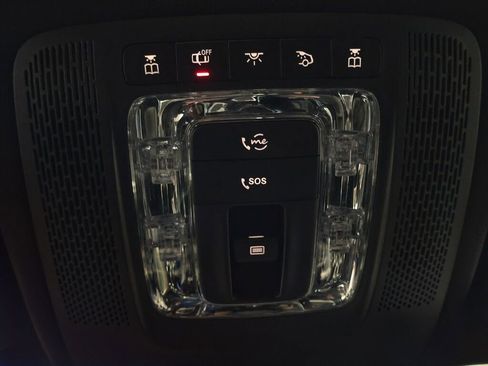 Used 2025 Mercedes-Benz GLA 250 4MATIC image 44