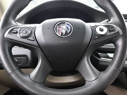 Used 2020 Buick Enclave Essence FWD image 24
