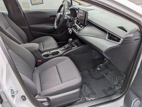 Used 2024 Toyota Corolla LE image 5