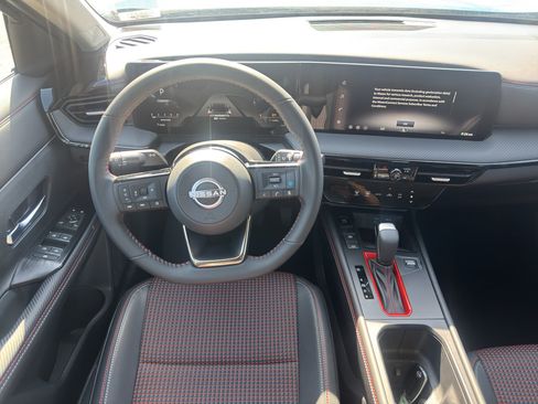 New 2026 Nissan Kicks SR FWD image 13