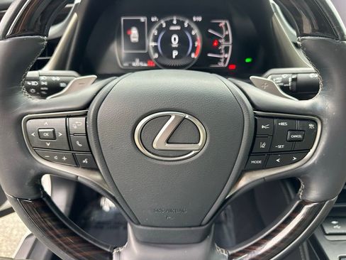 Used 2021 Lexus ES 350 Ultra Luxury w/ Accessory Package 2 FWD image 25