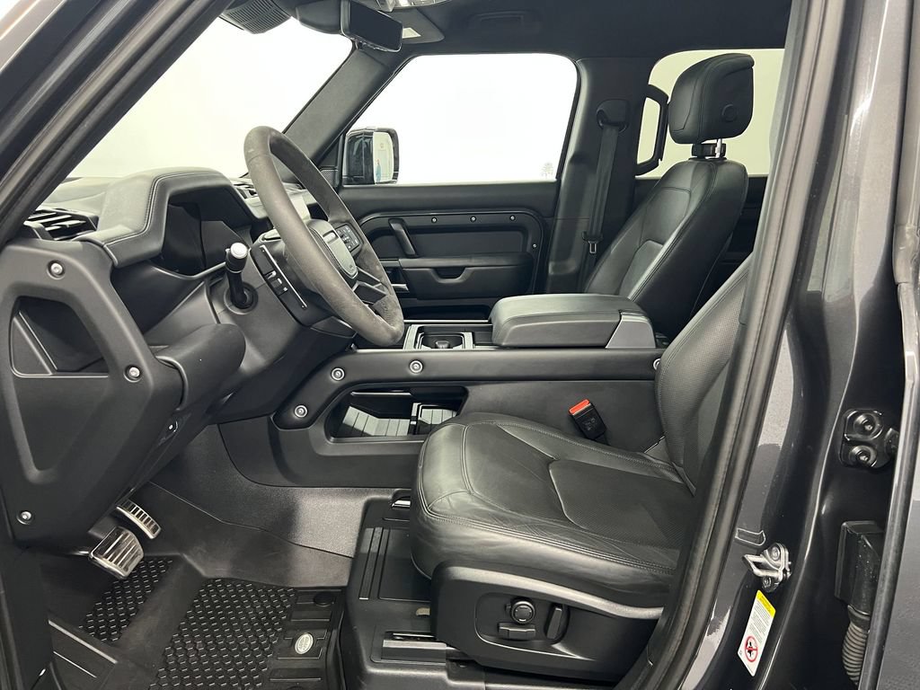 Used 2023 Land Rover Defender 110 Carpathian Edition AWD/4WD image 4
