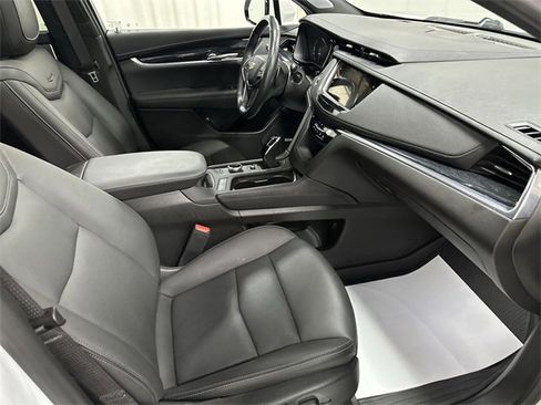 Certified 2023 Cadillac XT5 Premium Luxury image 19