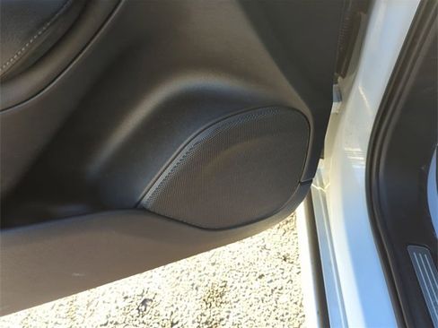 Used 2022 Volvo XC90 T5 Momentum w/ Climate Package image 25