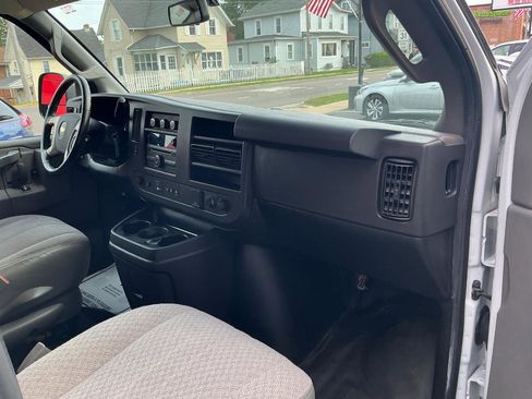 Used 2019 Chevrolet Express 2500 w/ Communications Package RWD image 18