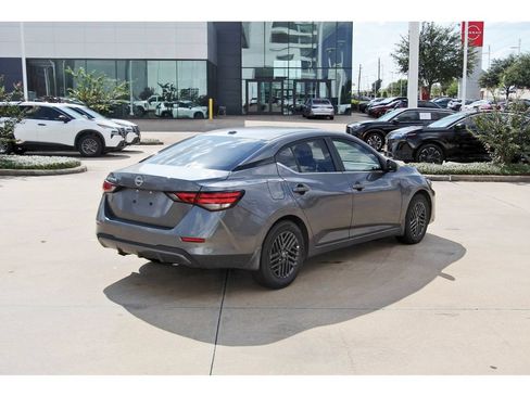 Used 2025 Nissan Sentra SV FWD image 6