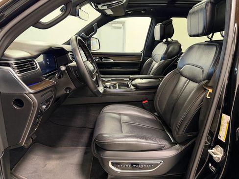 Used 2024 Jeep Grand Wagoneer L 4WD image 11