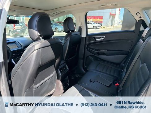 Used 2017 Ford Edge SEL w/ Equipment Group 201A FWD image 15