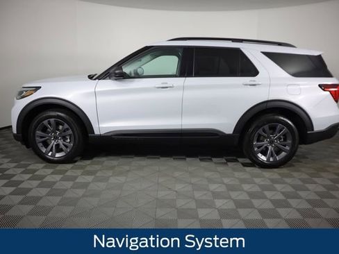 New 2026 Ford Explorer Active AWD/4WD image 6