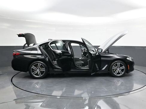 New 2022 BMW 530i xDrive w/ Premium Package image 36