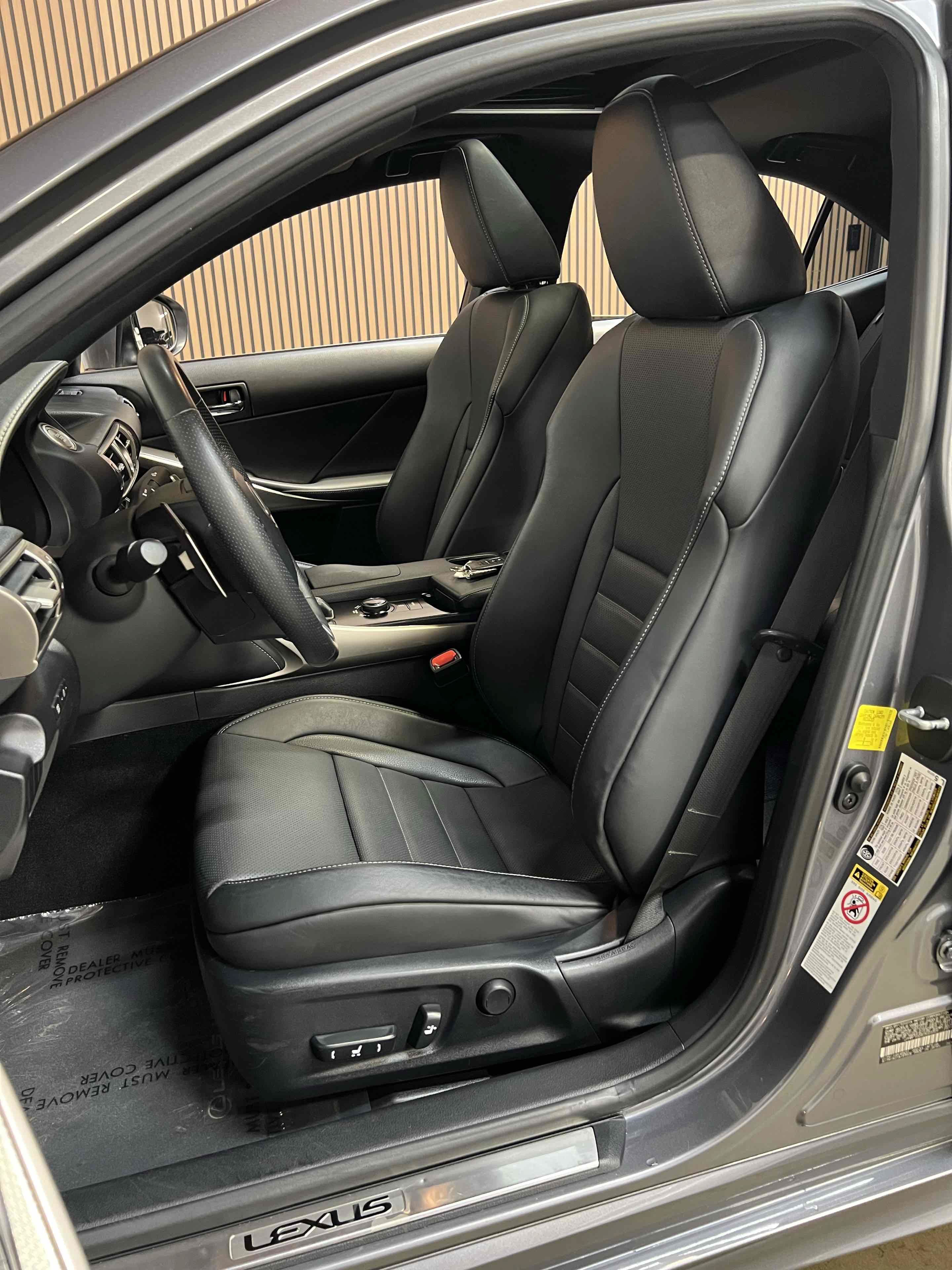 Used 2014 Lexus IS 250 w/ F-Sport Package RWD image 38