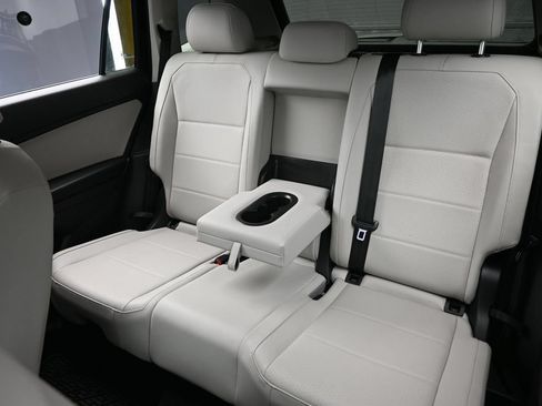 Used 2019 Volkswagen Tiguan SEL AWD/4WD image 15