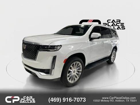 Used 2022 Cadillac Escalade Premium Luxury RWD image 3