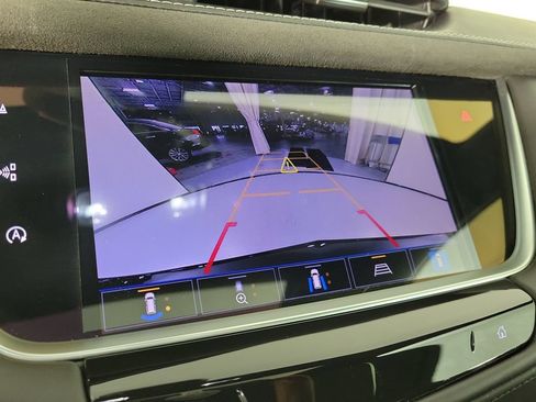 Certified 2023 Cadillac XT5 Sportv w/ Platinum Package AWD/4WD image 29
