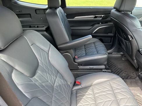 Certified 2025 Kia Telluride SX Prestige X-Line AWD/4WD image 14