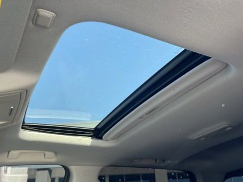 Used 2016 GMC Sierra 2500 Denali w/ Driver Alert Package image 23