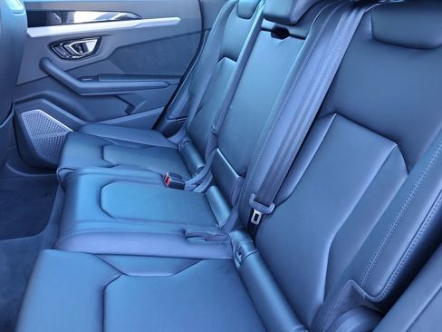 Used 2019 Lamborghini Urus image 13