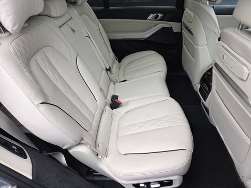 Certified 2024 BMW X7 xDrive40i w/ Premium Package AWD/4WD image 28