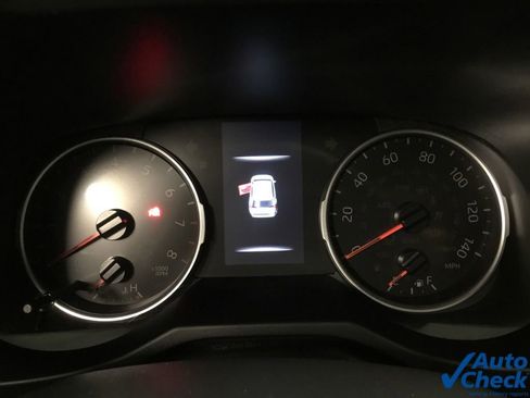 Used 2019 Toyota RAV4 LE image 47