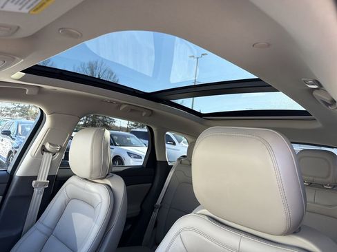 Certified 2022 Lincoln Corsair Reserve w/ Equipment Group 201A image 29