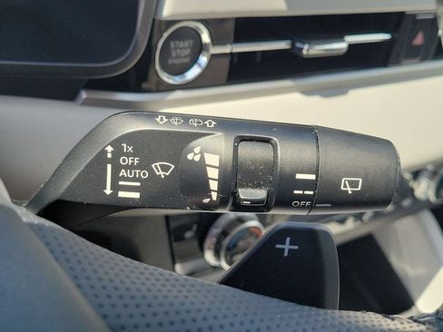 Used 2024 Mitsubishi Outlander SEL AWD/4WD image 12