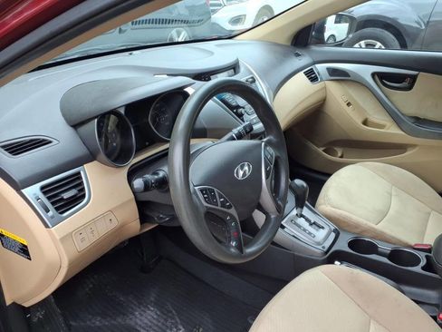 Used 2013 Hyundai Elantra GLS w/ Preferred Pkg image 12