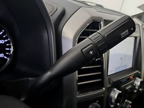 Certified 2021 Ford F250 Platinum w/ FX4 Off-Road Package image 18