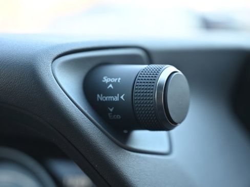 Used 2021 Lexus UX 250h F Sport w/ F Sport Premium Package image 29