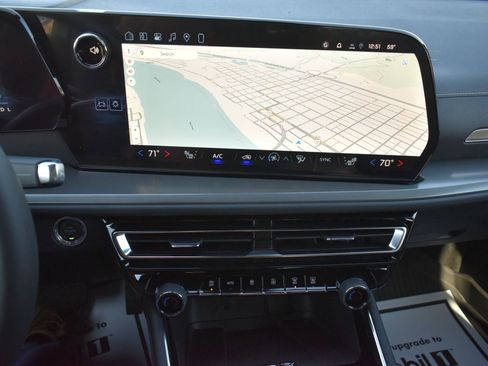 New 2026 Chevrolet Traverse LT w/ LPO, Floor Liner Package image 28