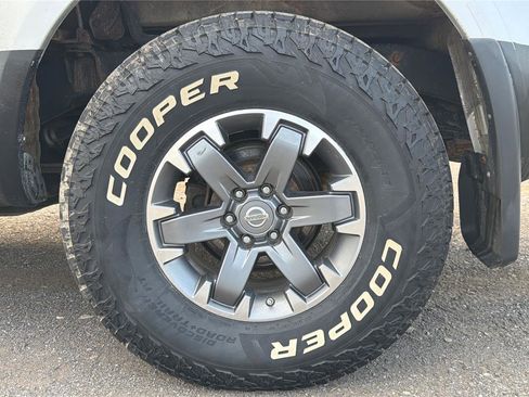 Used 2017 Nissan Frontier PRO-4X w/ Pro-4x Luxury Package AWD/4WD image 26