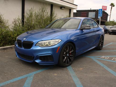 Used 2015 BMW M235i Coupe w/ Premium Package RWD image 3