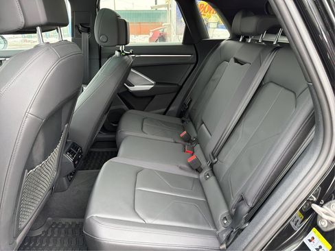 Used 2021 Audi Q3 2.0T Premium w/ Convenience Package image 11